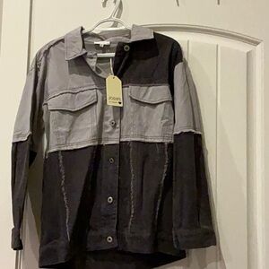 Jodifl Shacklet size small NWT